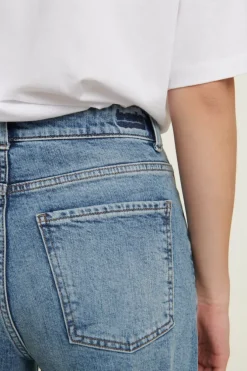 Ea Stone W. Jeans