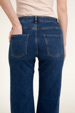 Elisa Jeans