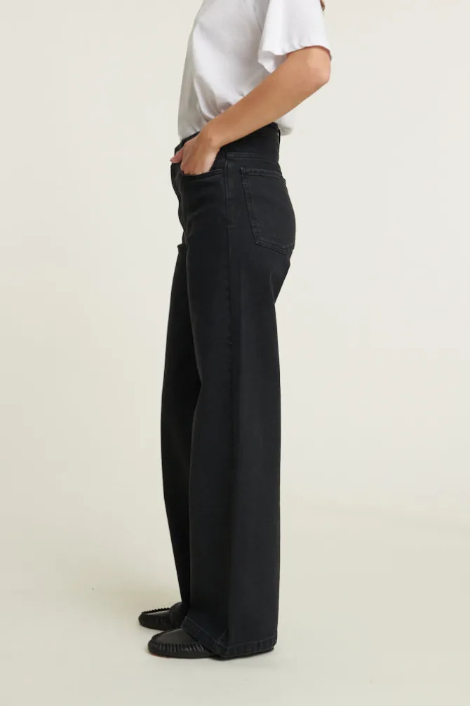 Enya Jeans