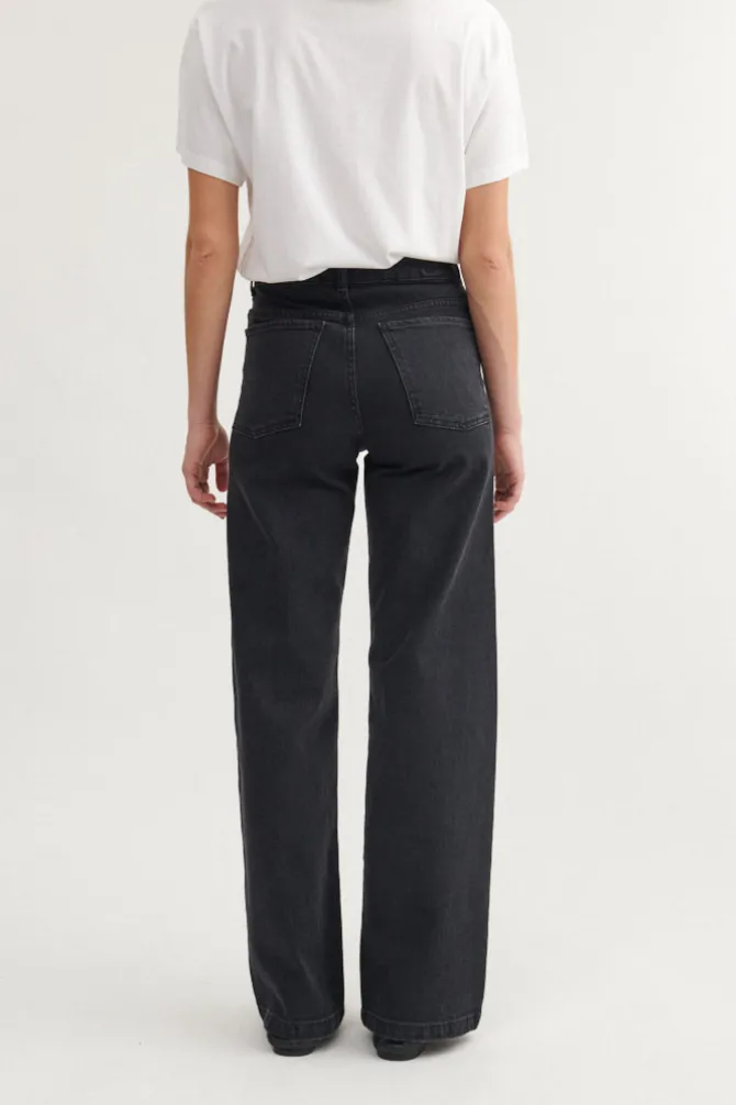 Enya Jeans