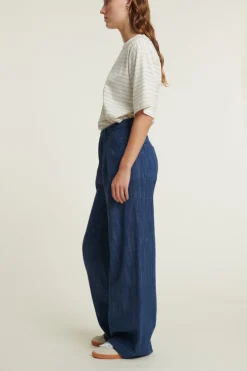 Jen Jeans