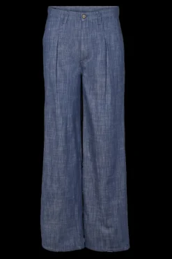 Jen Jeans