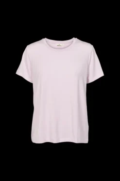 Jolanda Tee