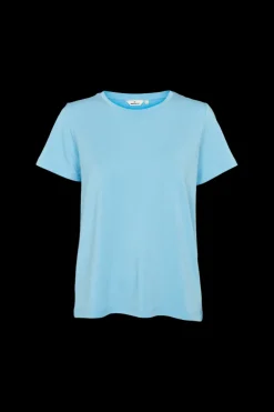 Jolanda Tee