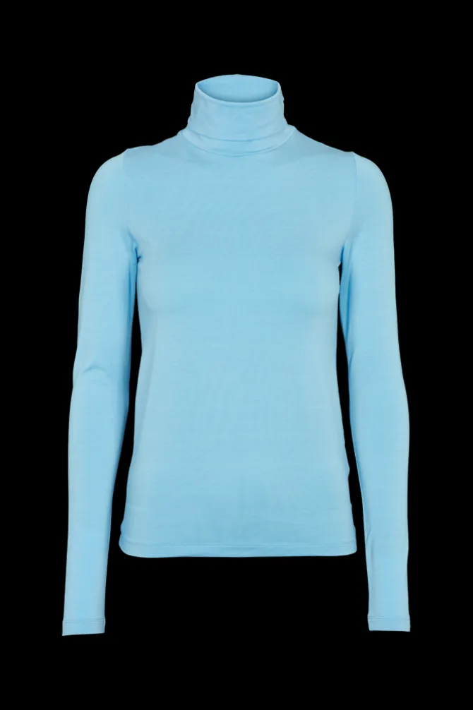 Joline T-Neck