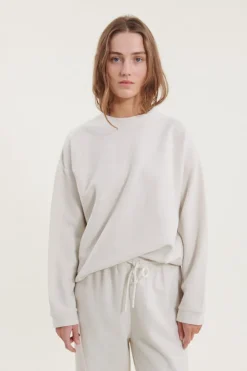 Kat Sweat Shirt