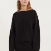 Lise Scoop Neck