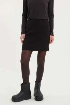 Lise Short Skirt