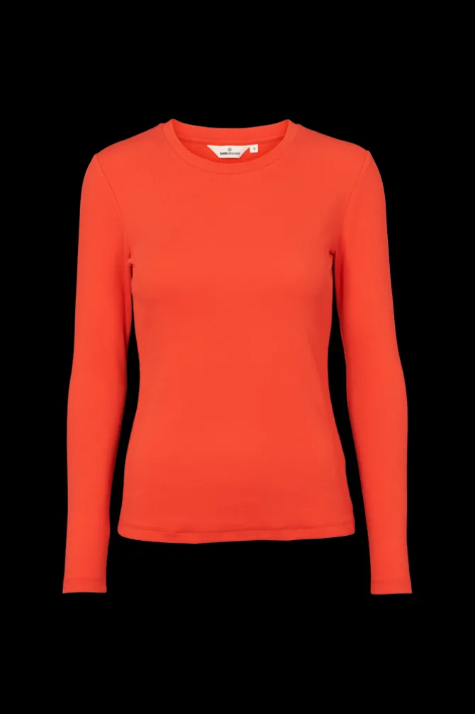 Ludmilla LS Tee