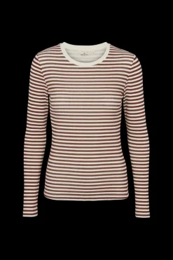 Ludmilla LS Tee