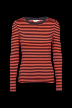 Ludmilla LS Tee