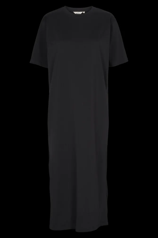 Raja T-shirt Dress
