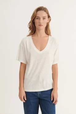 Ryda V-Neck Tee