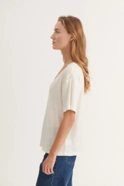 Ryda V-Neck Tee