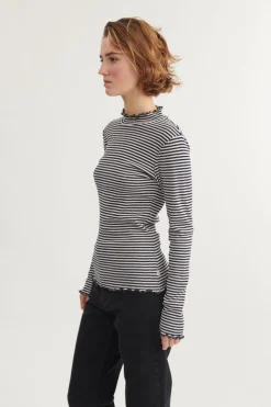 Silma High Neck